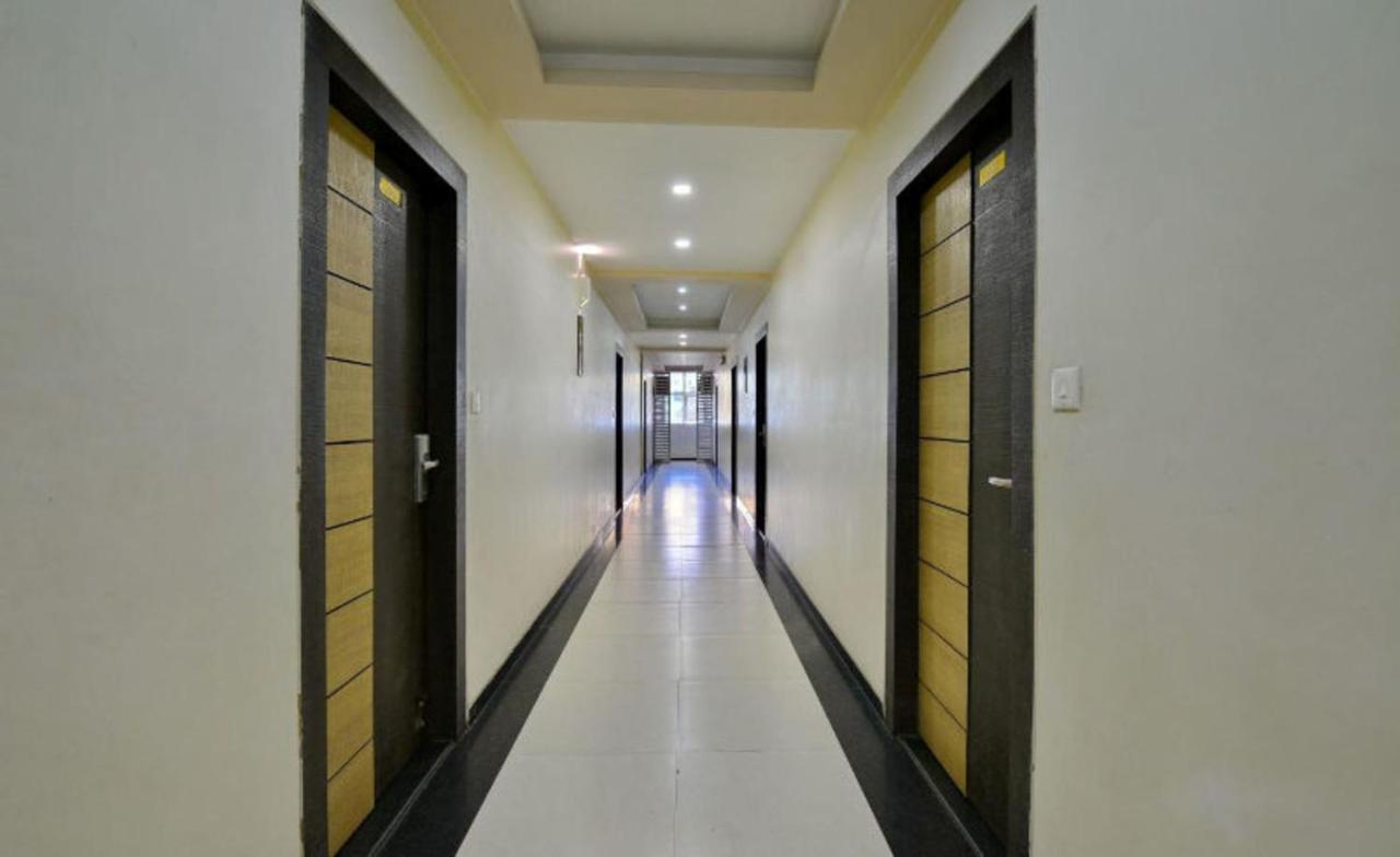 Hotel Samrat Jabalpur Exteriör bild